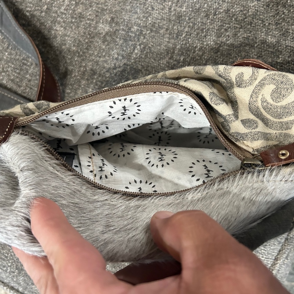 Myra cross body / sling.  New without tags